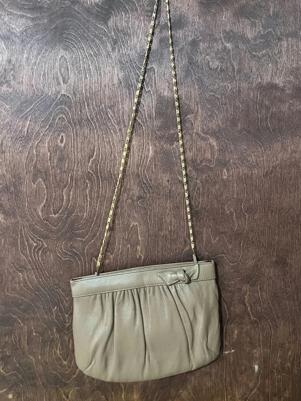 Vintage Taupe Leather Ruched Bow Gold Chain Shoulder Bag
